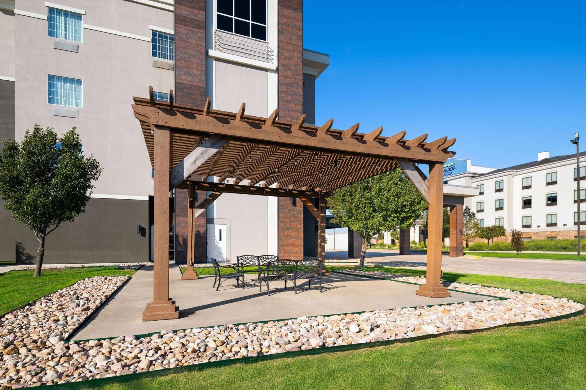 La Quinta By Wyndham Denton - University Drive Exterior foto